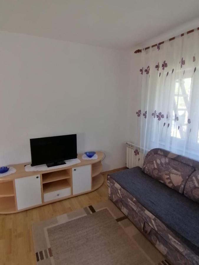 Apartman Juka Krasno Polje Εξωτερικό φωτογραφία